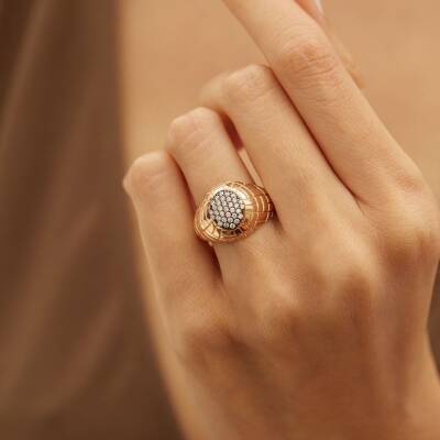 Minimal Taşlı Yuvarlak Formlu Altın Yüzük - 1