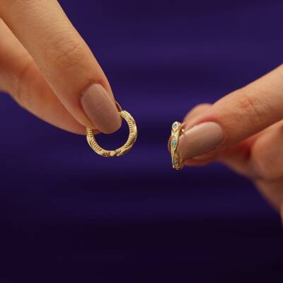 Minimal Turkuaz Taşlı Altın Halka Küpe - 3