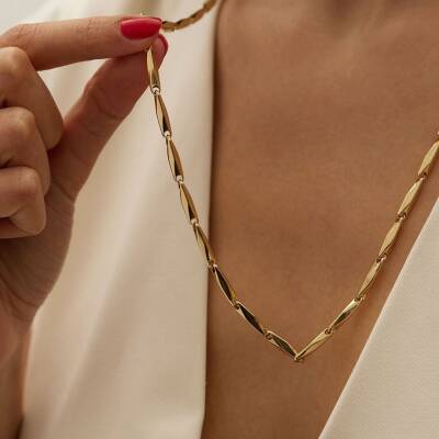 Modern Tasarımlı Altın Zincir Kolye - 1