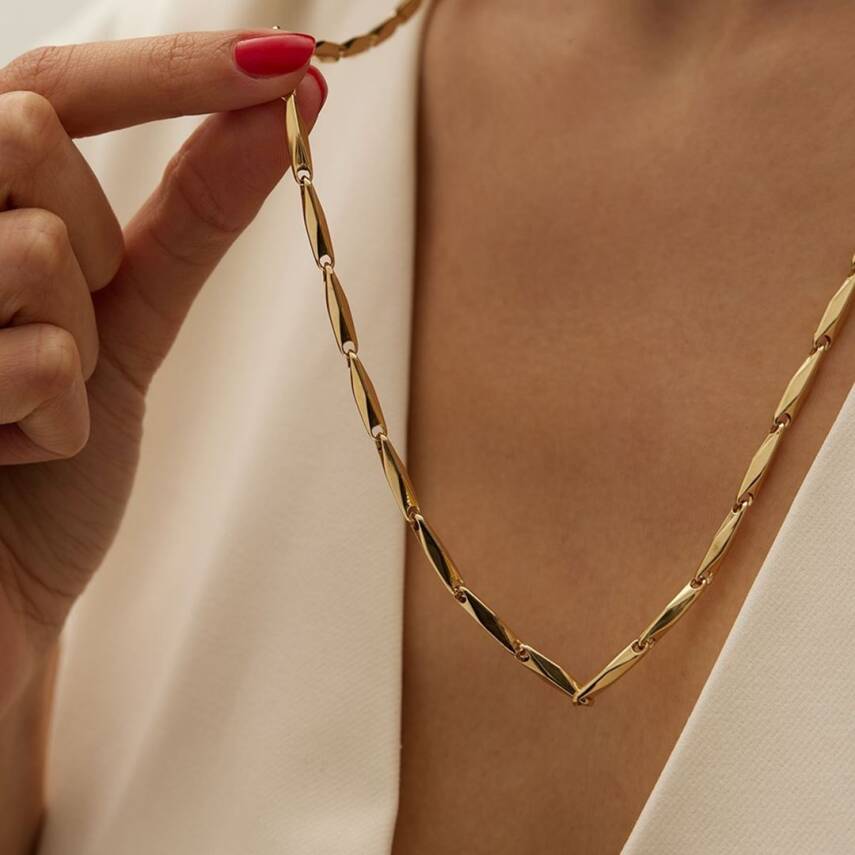 Modern Tasarımlı Altın Zincir Kolye - 1