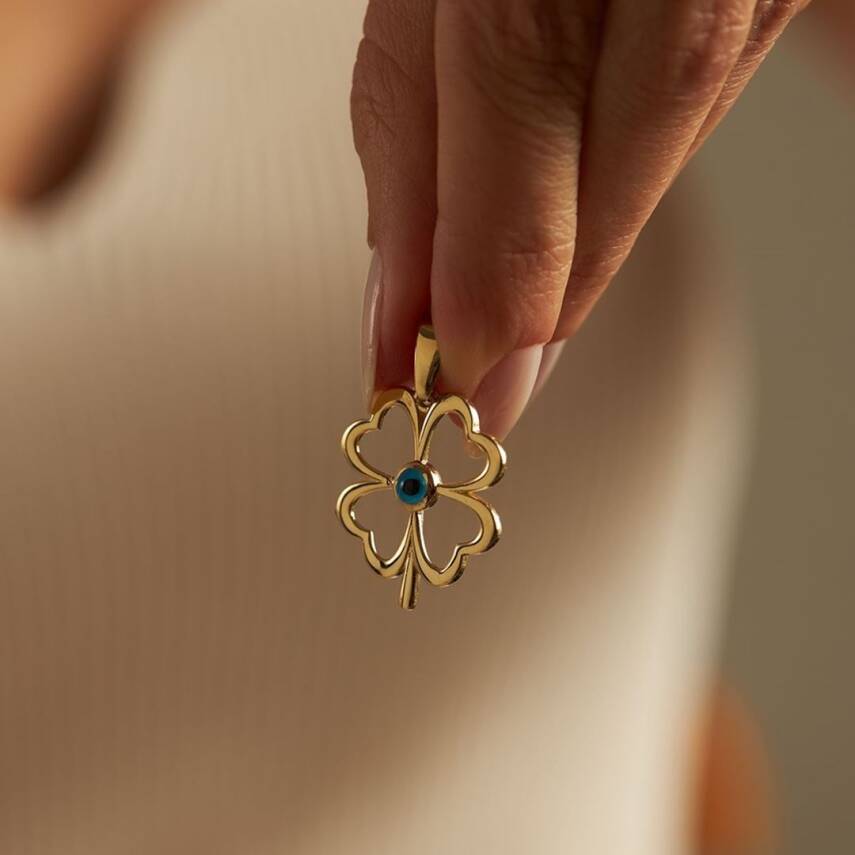 Nazar Boncuklu Yonca Altın Kolye Ucu - Semih Haşhaş Kuyumculuk