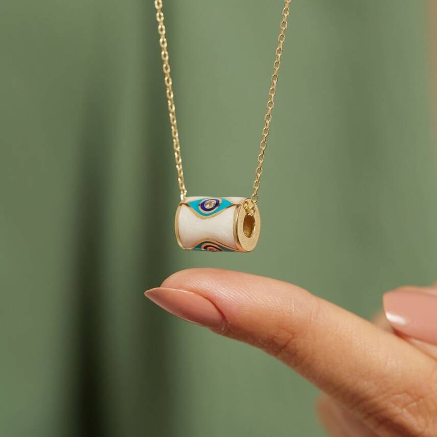 Ortası Beyaz Mineli Nazar Boncuğu Desenli Altın Kolye - 3