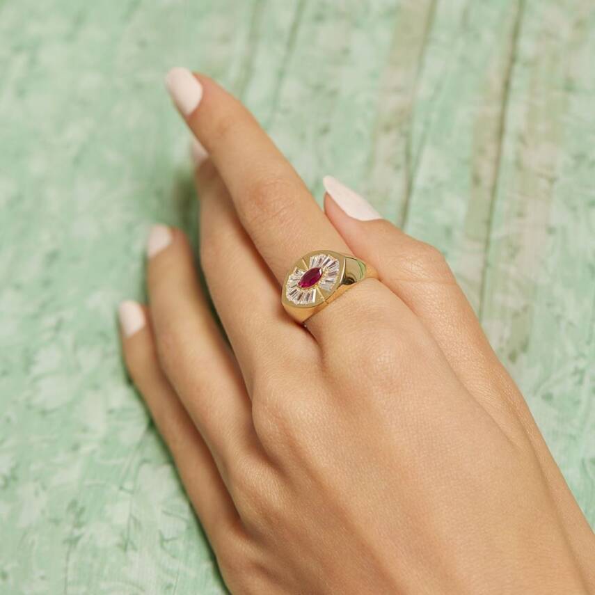 Ortası Pembe Taşlı Şövalye Altın Yüzük - Semih Haşhaş Kuyumculuk