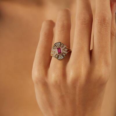 Pembe Baget Taşlı Altın Yüzük - 1