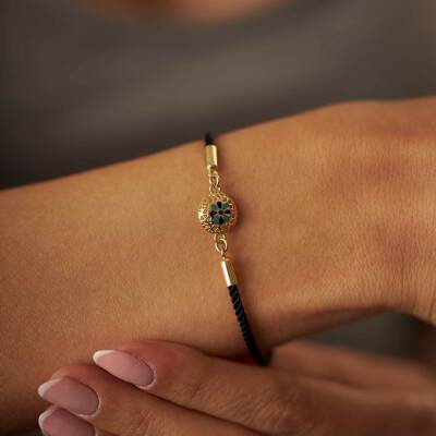 Siyah İpli Mavi Minli Papatya Altın Bileklik - 2
