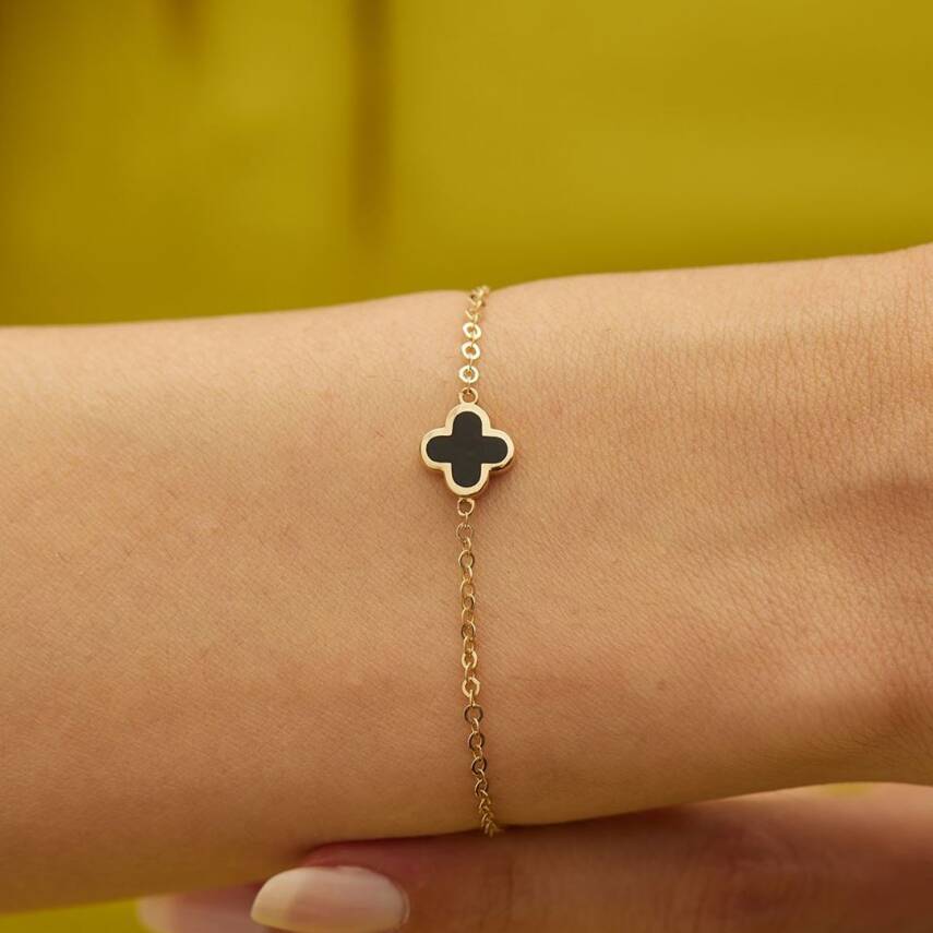 Siyah Mineli Minimal Yonca Altın Bileklik - Semih Haşhaş Kuyumculuk (1)