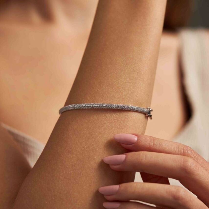 Taşlı Beyaz Altın Kelepçe Bilezik - Semih Haşhaş Kuyumculuk