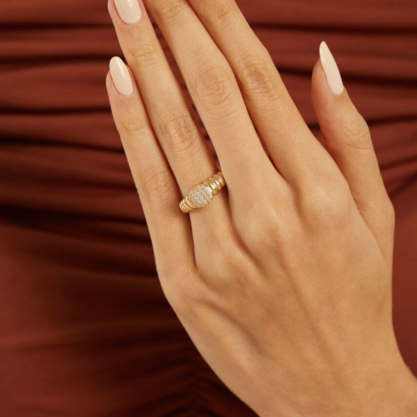 Taşlı İstiridye Altın Yüzük - 1