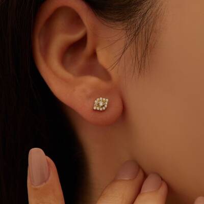 Taşlı Minimal Altın Göz Küpe - 1