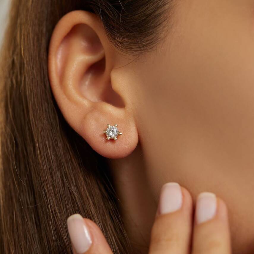 Taşlı Minimal Altın Küpe - Semih Haşhaş Kuyumculuk (1)