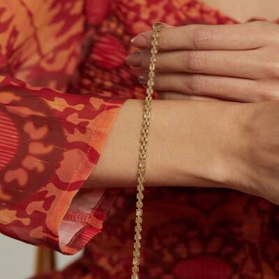 Taşlı Saat Kordunu Tasarımlı Altın Zincir Bileklik - 1