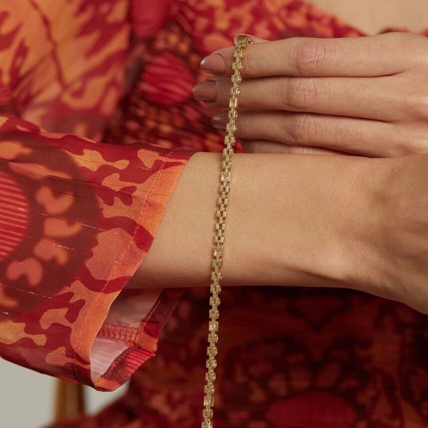 Taşlı Saat Kordunu Tasarımlı Altın Zincir Bileklik - 1