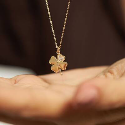 Taşlı Yonca Dorika Altın Kolye - 1