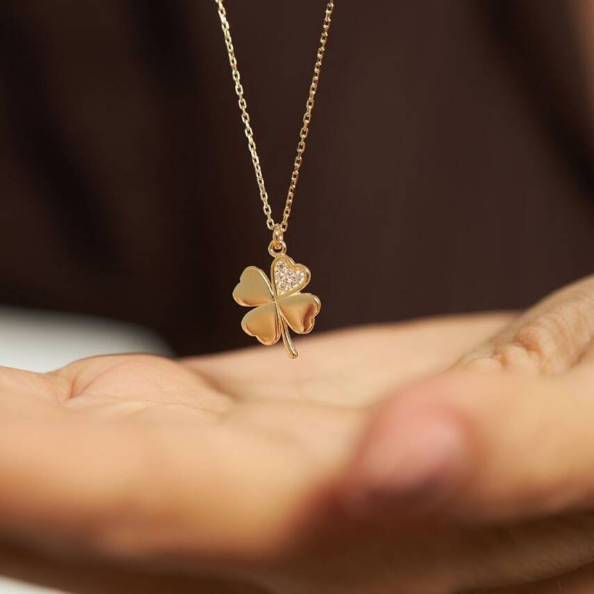 Taşlı Yonca Dorika Altın Kolye - ALTINBAŞ