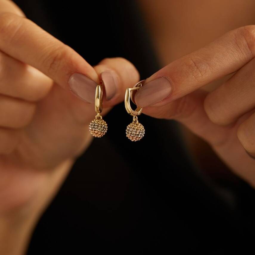 Üç Renkli Sallantılı Top Altın Küpe - Semih Haşhaş Kuyumculuk (1)