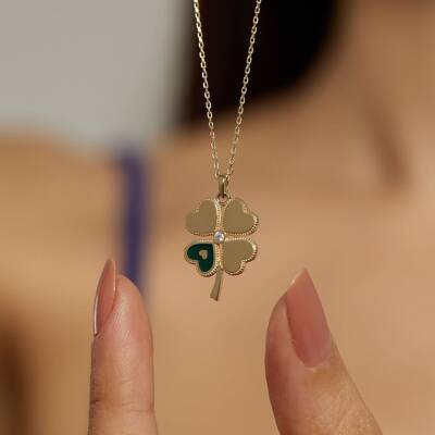 Yeşil Mineli Kalpli Yonca Altın Kolye - 2