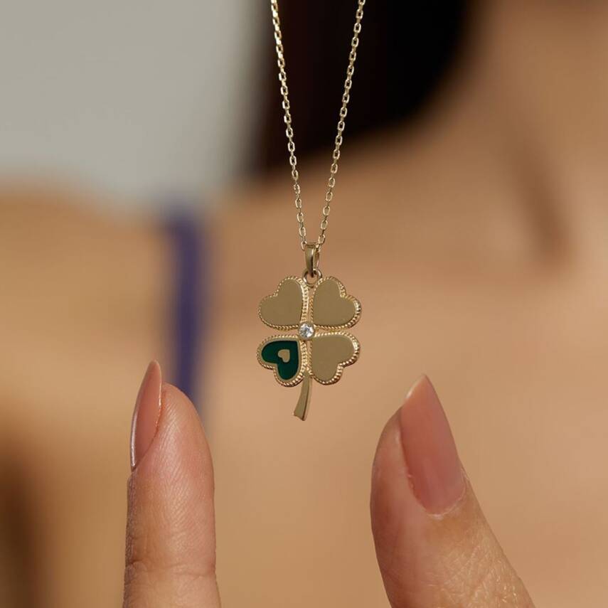 Yeşil Mineli Kalpli Yonca Altın Kolye - Semih Haşhaş Kuyumculuk (1)