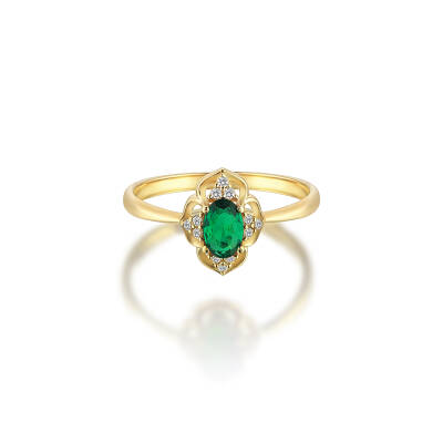 Yeşil Taşlı Oval Kesim Altın Yüzük 