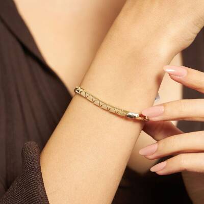 Yılan Derisi Figürlü Altın Tasarım Bileklik - 1