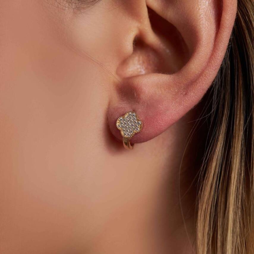 Yonca Tasarımın Şık Taşları Altın Küpe - 1