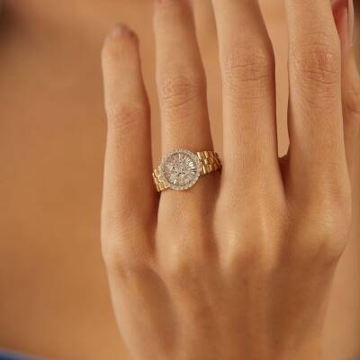 Yuvarlak Baget Taşlı Saat Kordonu Tasarımlı Altın Yüzük - 1