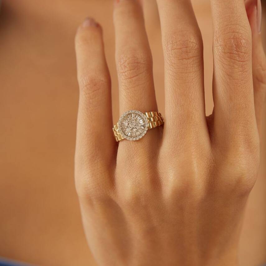 Yuvarlak Baget Taşlı Saat Kordonu Tasarımlı Altın Yüzük - Semih Haşhaş Kuyumculuk