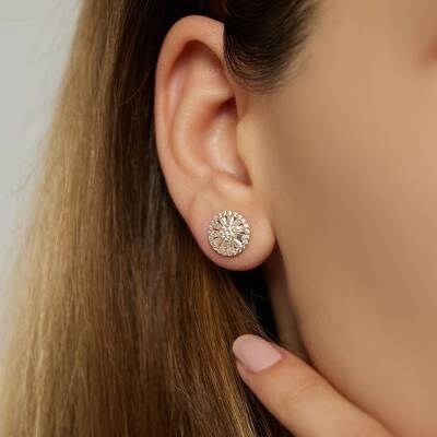 Yuvarlak Formlu Taşlı Altın Küpe - 1