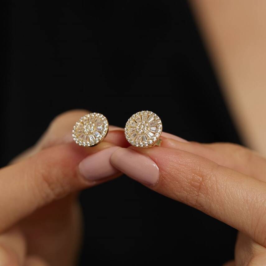 Yuvarlak Formlu Taşlı Altın Küpe - Semih Haşhaş Kuyumculuk (1)