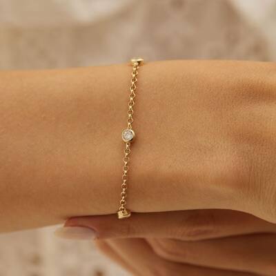 Yuvarlak Tasarımlı Taşlı Altın Zincir Bileklik - 2