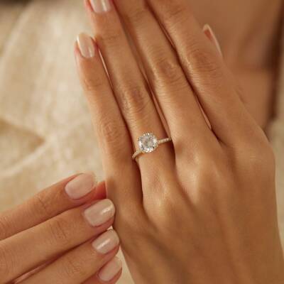 Yuvarlak Tektaş Altın Yüzük - 1