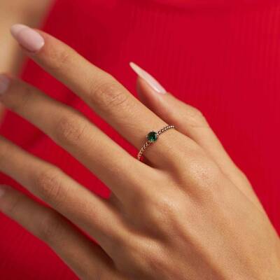 Yuvarlak Yeşil Taşlı Minimal Altın Yüzük - 1